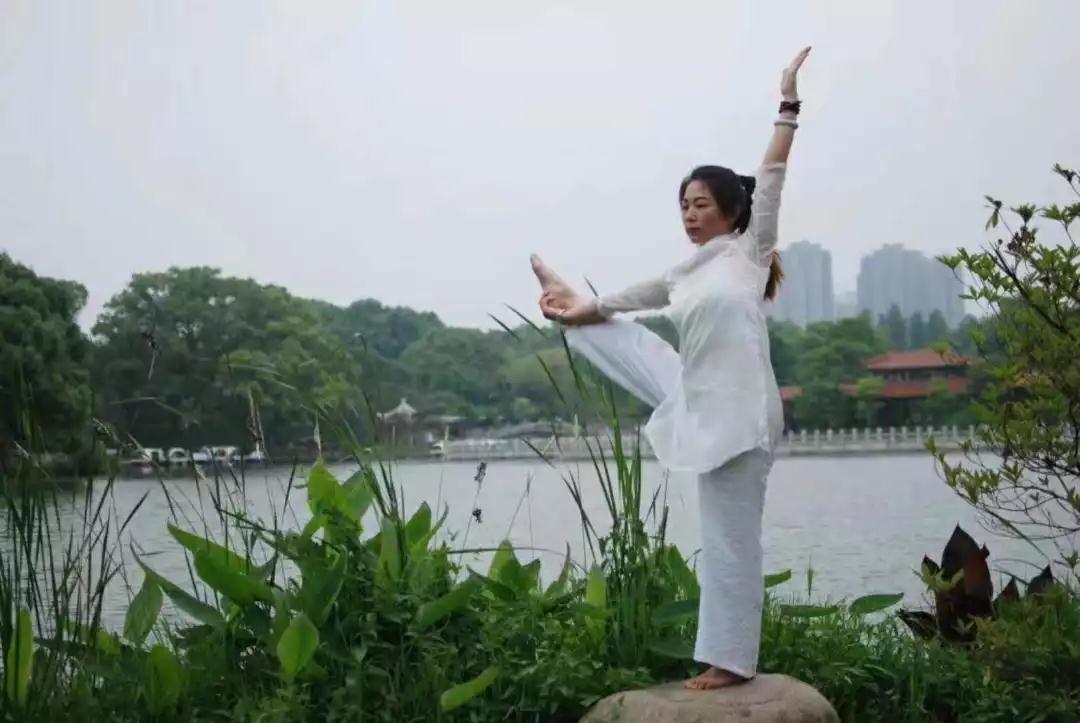 消瘤會(huì)學打好(hǎo)“組合拳”，療效更顯著，瑜伽也(yě)能(néng)消肌瘤！